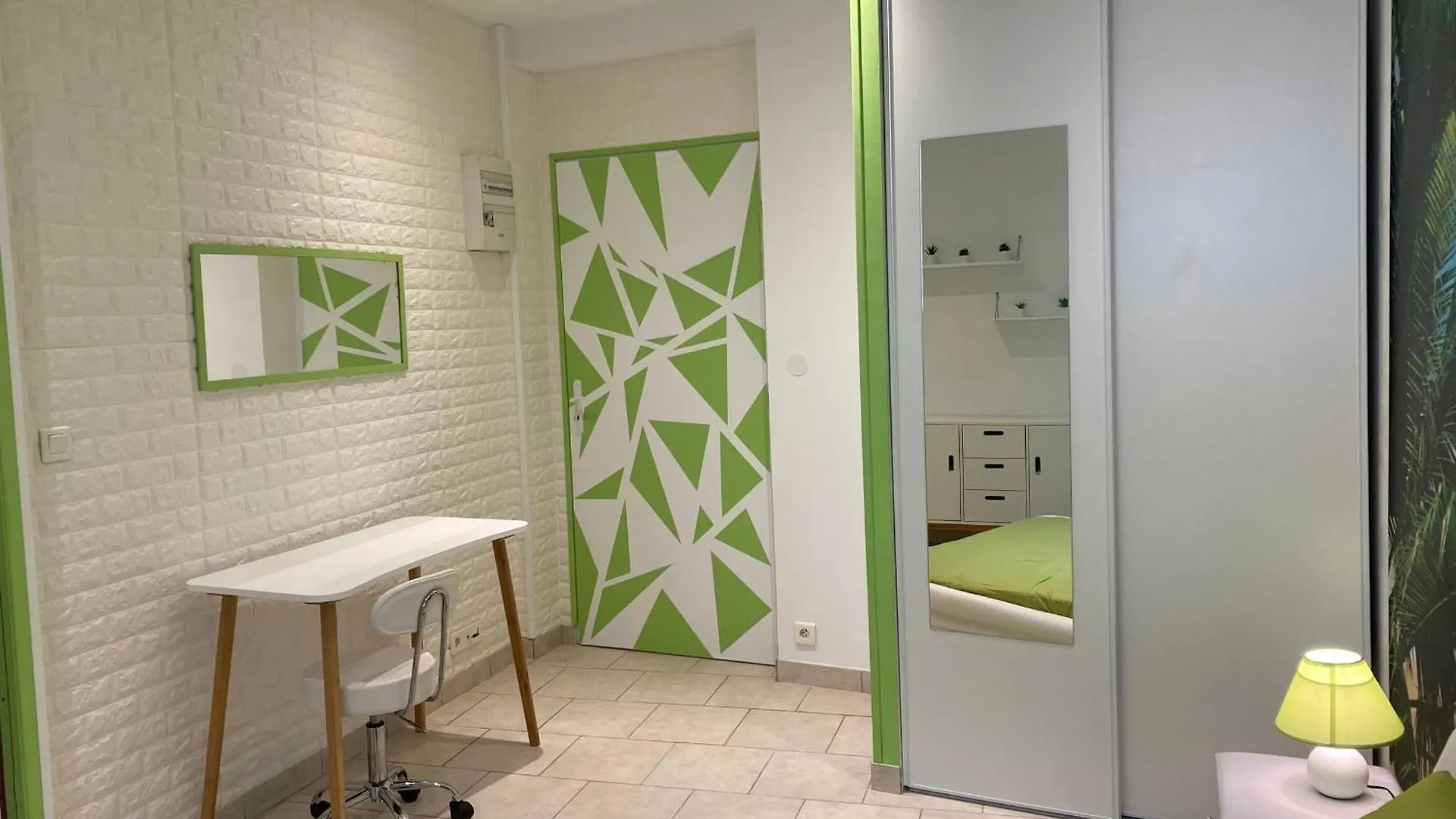 Beautiful 1-Bedroom Apartment - Near The Beach Cannes